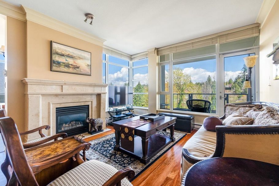 403 4685 Valley Drive Vancouver, BC - 3