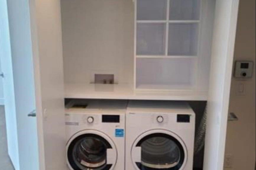 704 1675 Lions Gate Lane North Vancouver, BC - 5