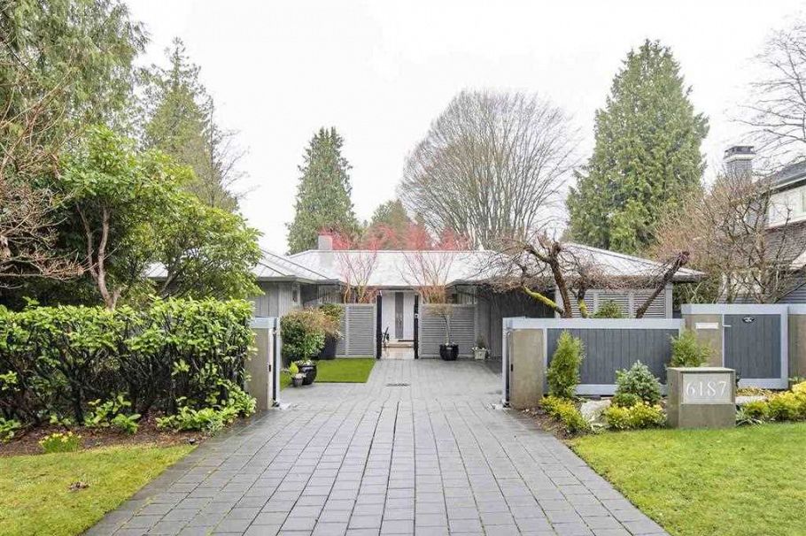 6187 Mackenzie Street Vancouver, BC - 1