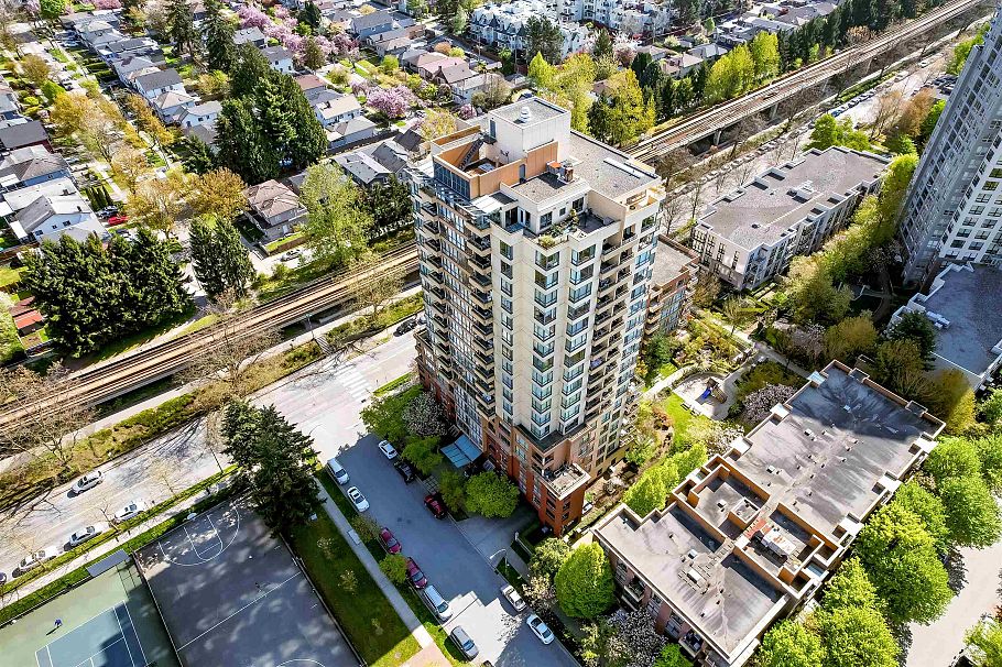 408 5288 Melbourne Street Vancouver, BC - 1