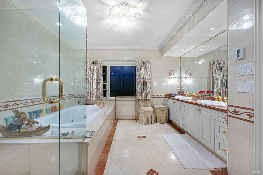 3380 The Crescent Vancouver, BC - 16