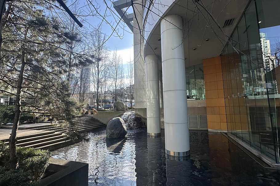 1106 1200 Alberni Street Vancouver, BC - 3