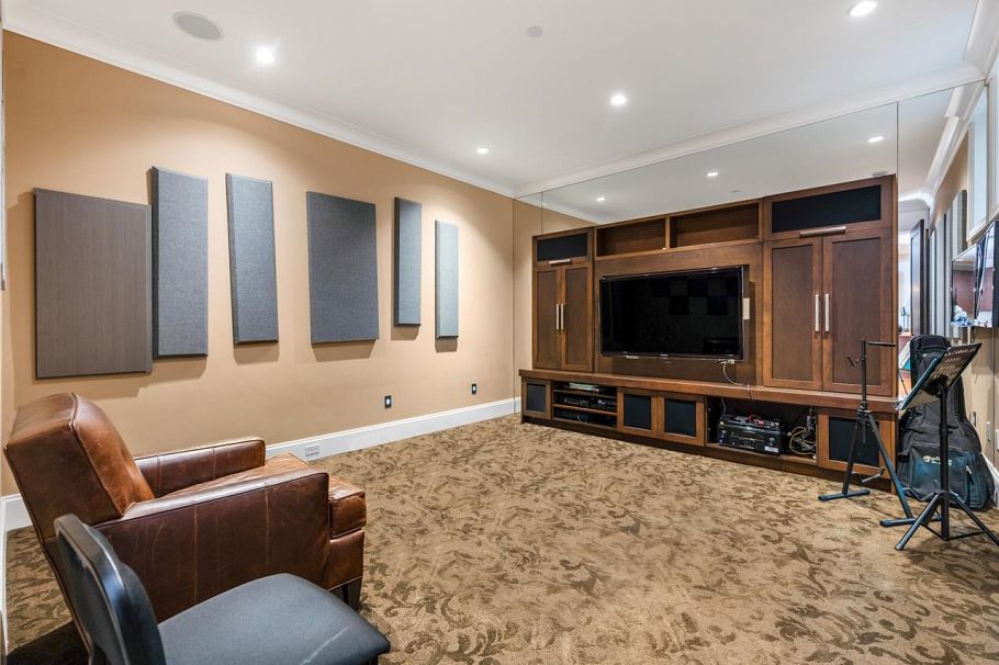 4320 W 8th Avenue Vancouver, BC - 20