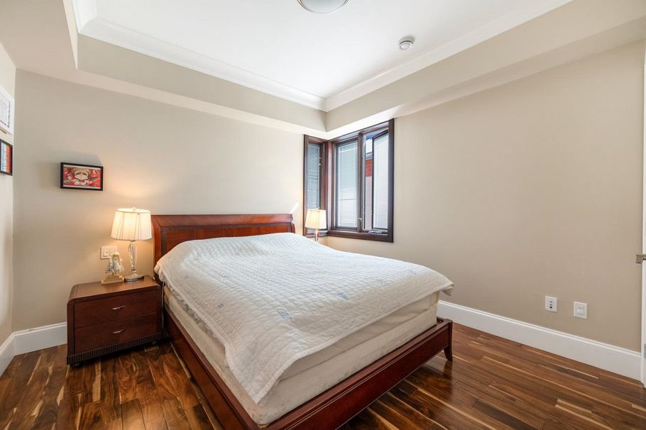 4320 W 8th Avenue Vancouver, BC - 17