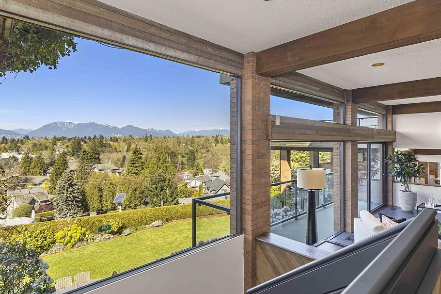 5012 Maple Street Vancouver, BC - 3