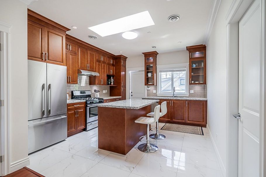 4438 Ontario Street Vancouver, BC - 18