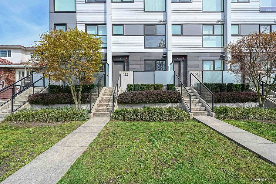 153 W 41st Avenue Vancouver, BC - 17