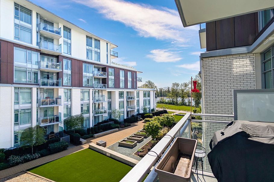 301 3188 Riverwalk Avenue Vancouver, BC - 25