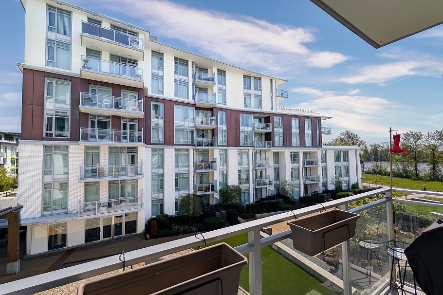 301 3188 Riverwalk Avenue Vancouver, BC - 24