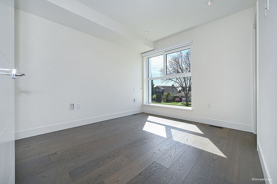 153 W 41st Avenue Vancouver, BC - 10