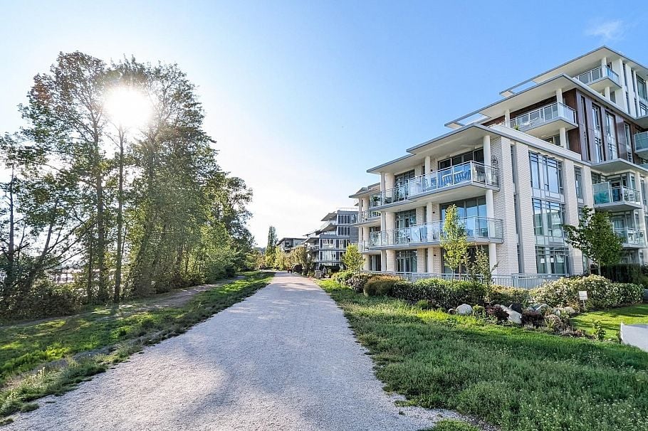 301 3188 Riverwalk Avenue Vancouver, BC - 33