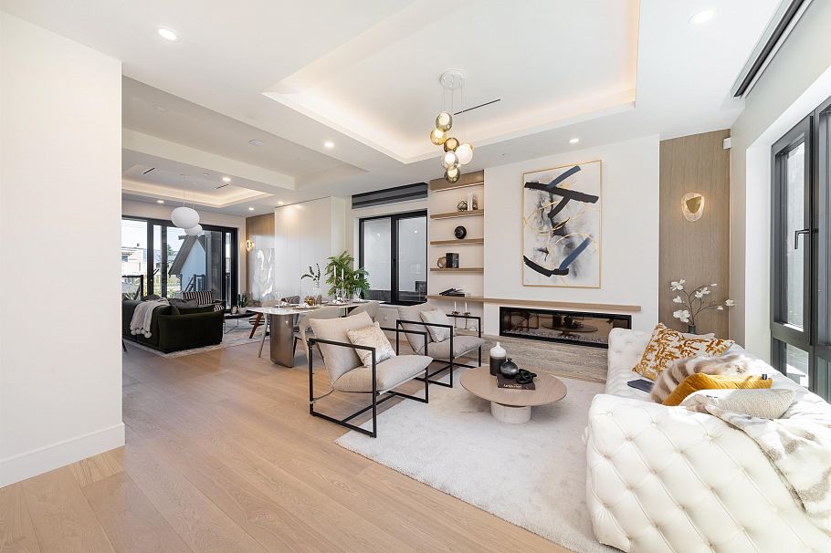 4039 W 11th Avenue Vancouver, BC - 12