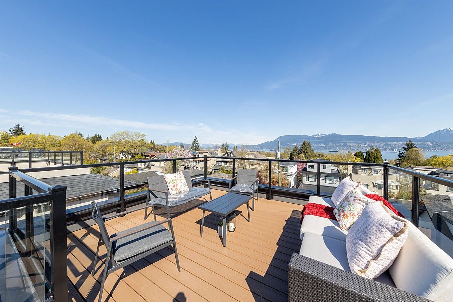 4039 W 11th Avenue Vancouver, BC - 31