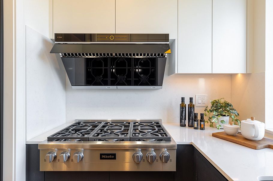 4039 W 11th Avenue Vancouver, BC - 17