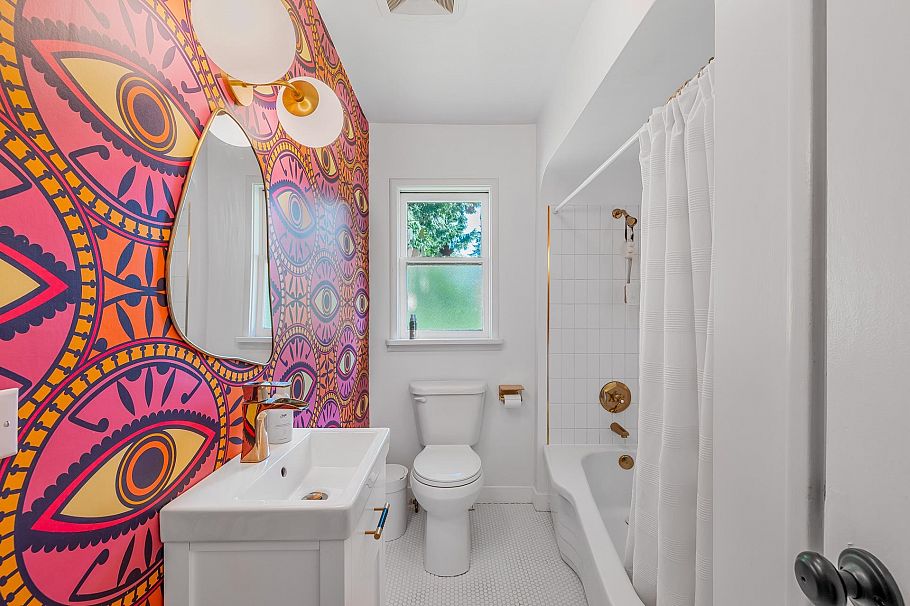 1335 W 22nd Street North Vancouver, BC - 22