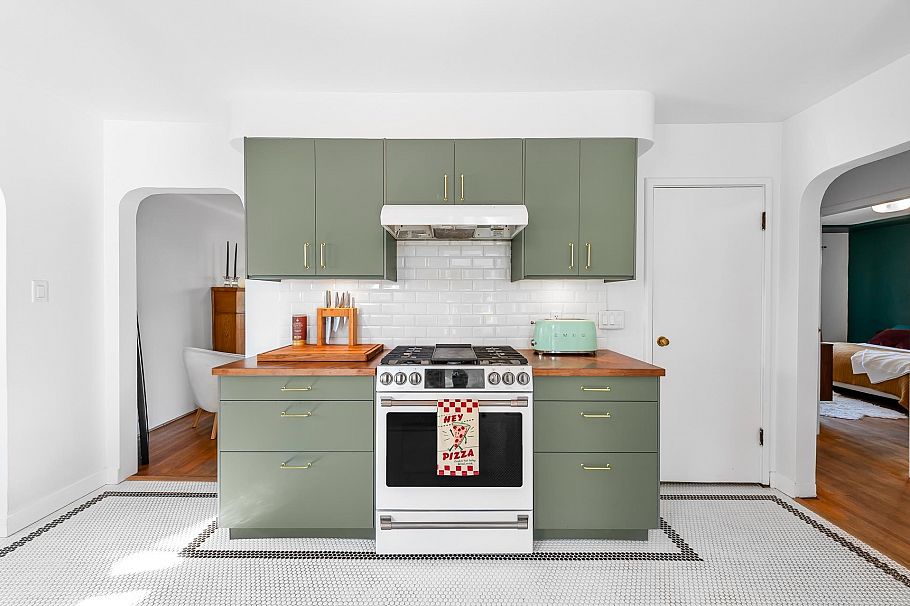 1335 W 22nd Street North Vancouver, BC - 11