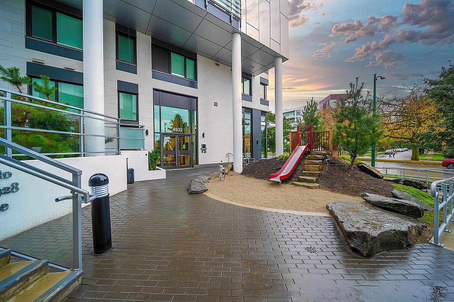 205 4932 Cambie Street Vancouver, BC - 24