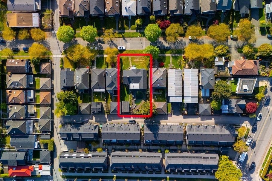 7898 Osler Street Vancouver, BC - 14