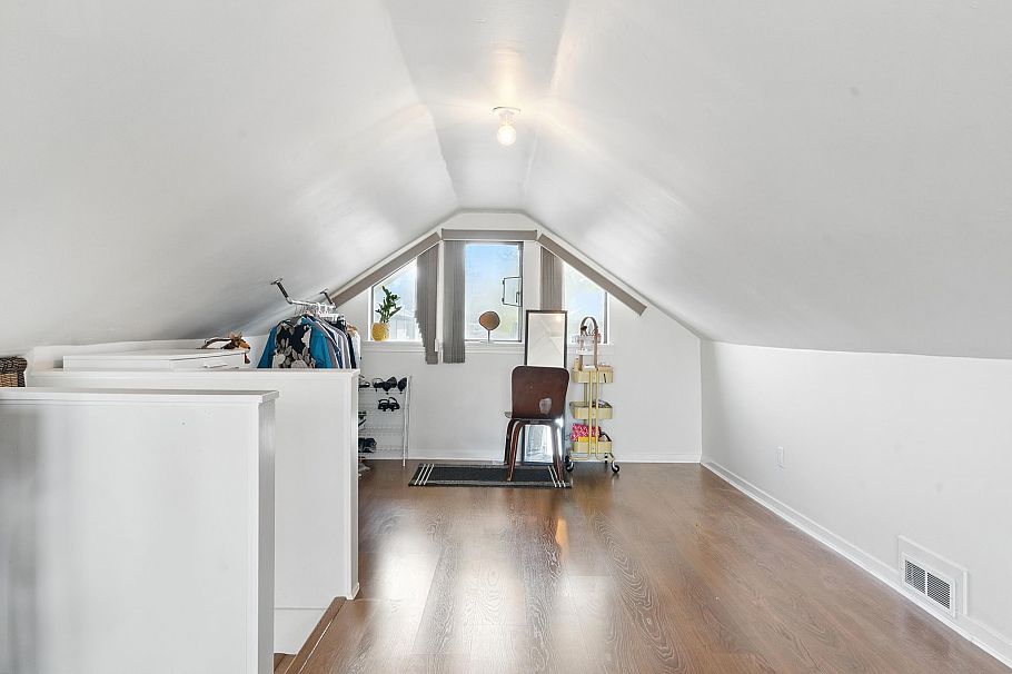 2968 W 20th Avenue Vancouver, BC - 15