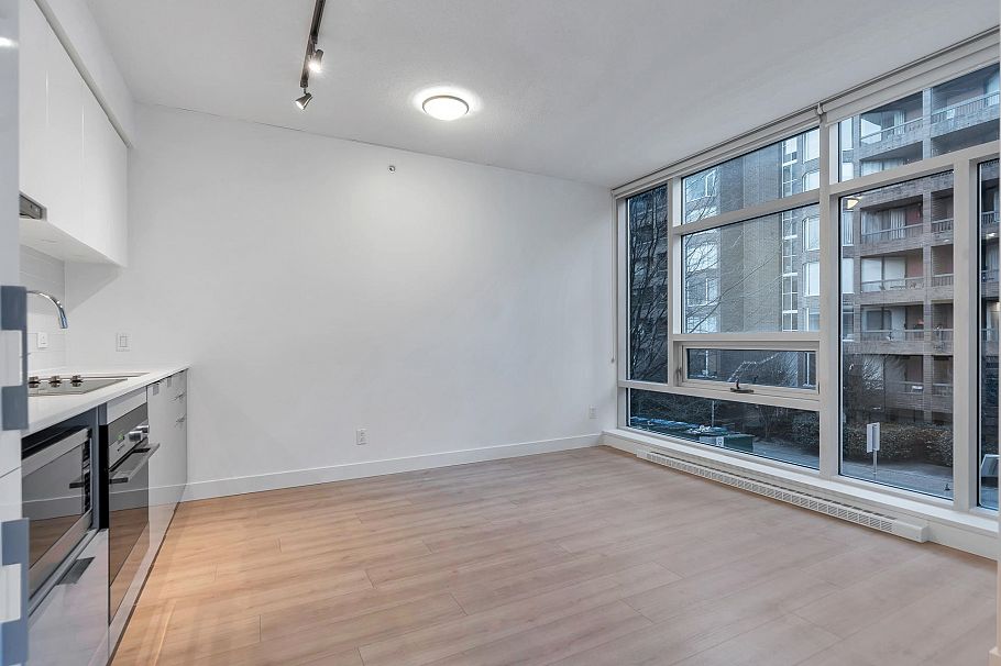 201 1308 Hornby Street Vancouver, BC - 5