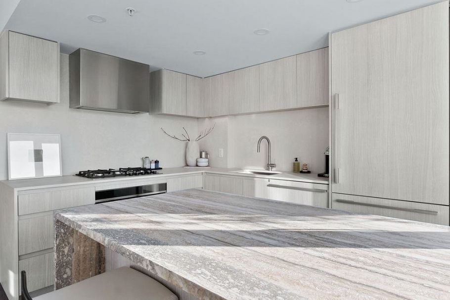 713 1887 Crowe Street Vancouver, BC - 5