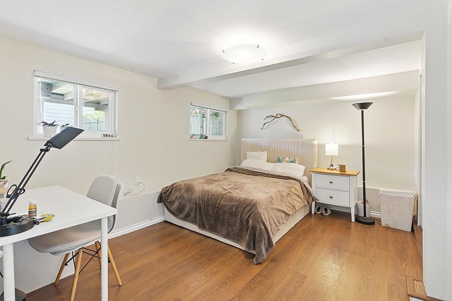 2968 W 20th Avenue Vancouver, BC - 17