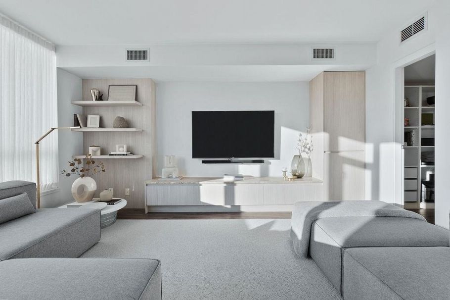 713 1887 Crowe Street Vancouver, BC - 2