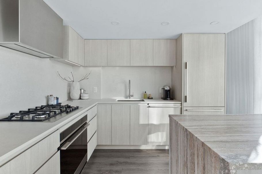 713 1887 Crowe Street Vancouver, BC - 4