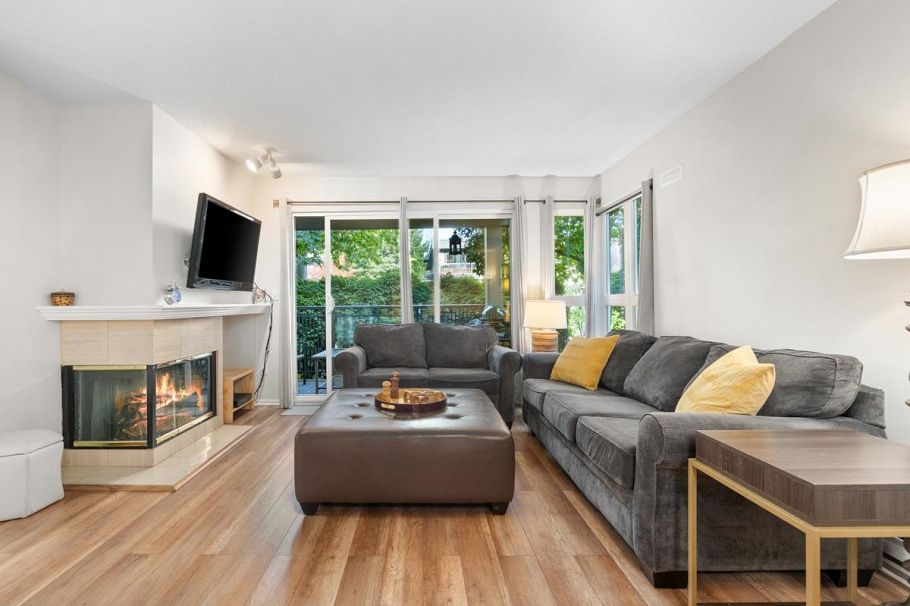 303 106 W Kings Road North Vancouver, BC - 6