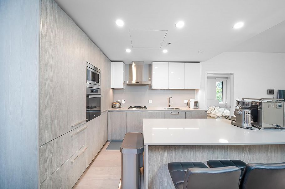 205 4932 Cambie Street Vancouver, BC - 9