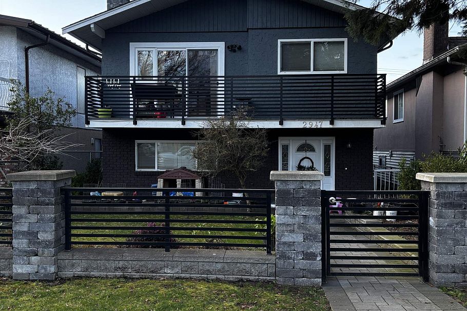 2947 E 29th Avenue Vancouver, BC - 1