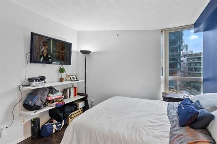 203 588 Broughton Street Vancouver, BC - 8