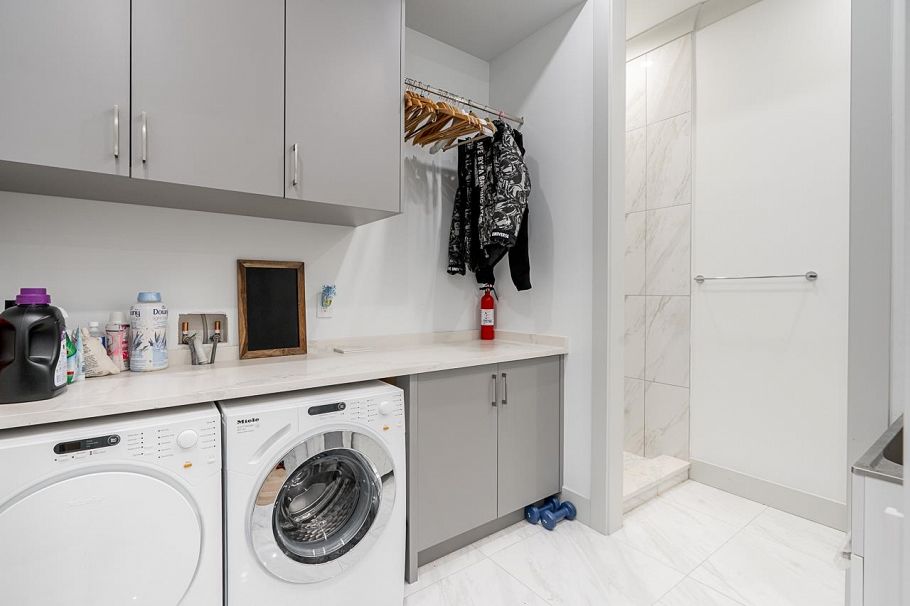 3804 W 20th Avenue Vancouver, BC - 33