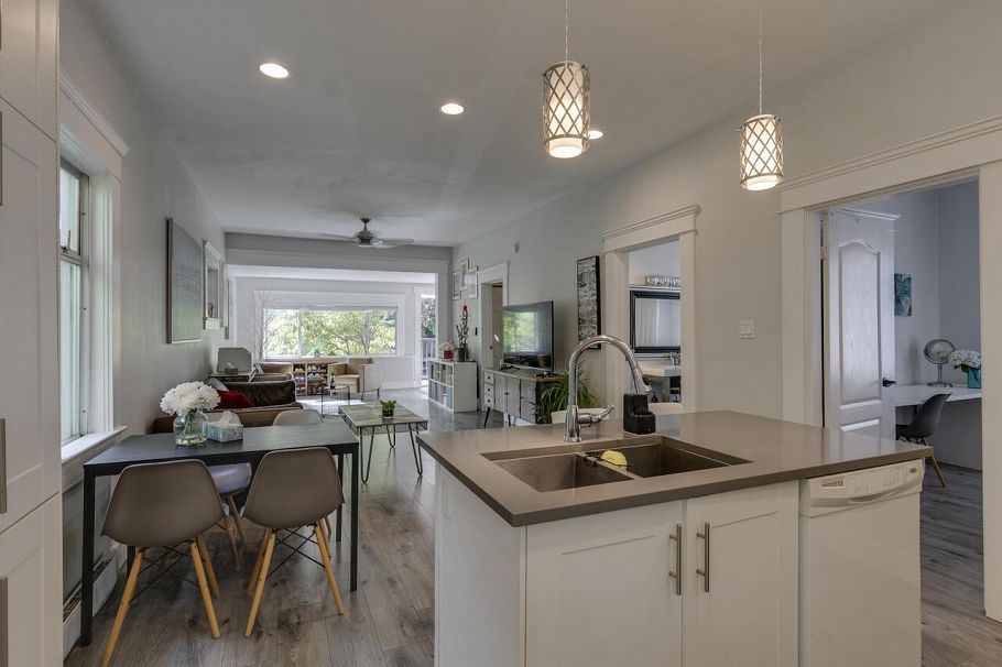 1577 E 26th Avenue Vancouver, BC - 13