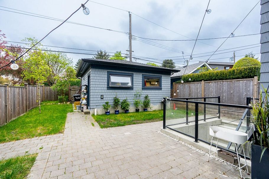 3804 W 20th Avenue Vancouver, BC - 13