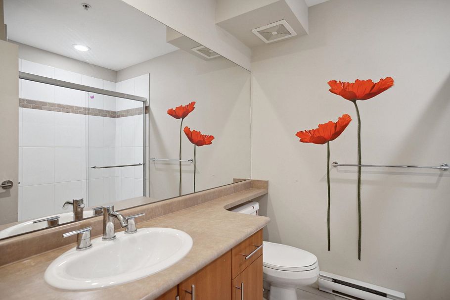 7411 Columbia Street Vancouver, BC - 23