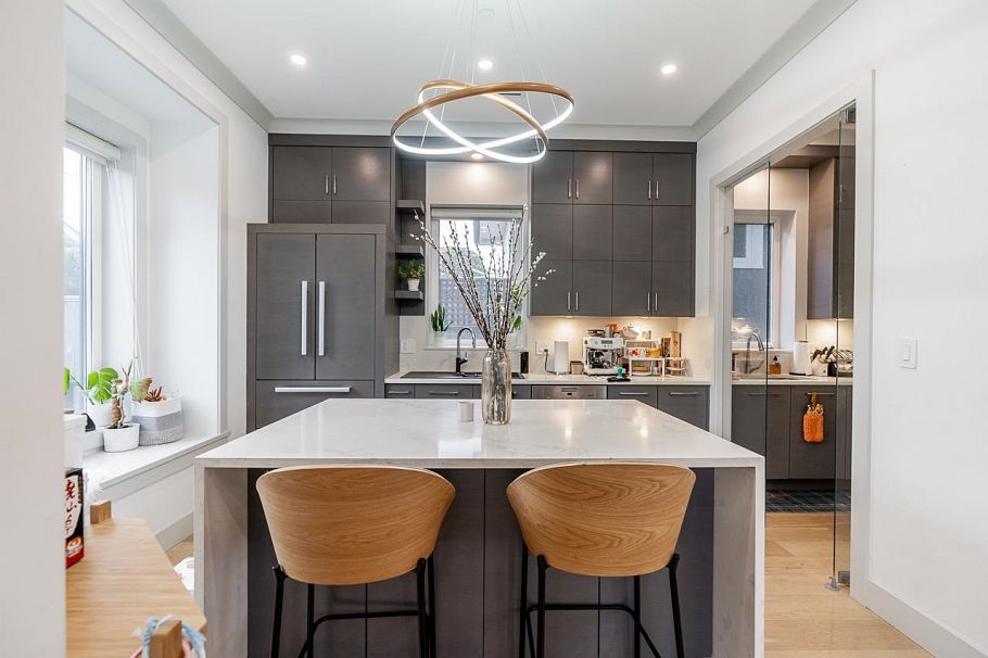 3804 W 20th Avenue Vancouver, BC - 9