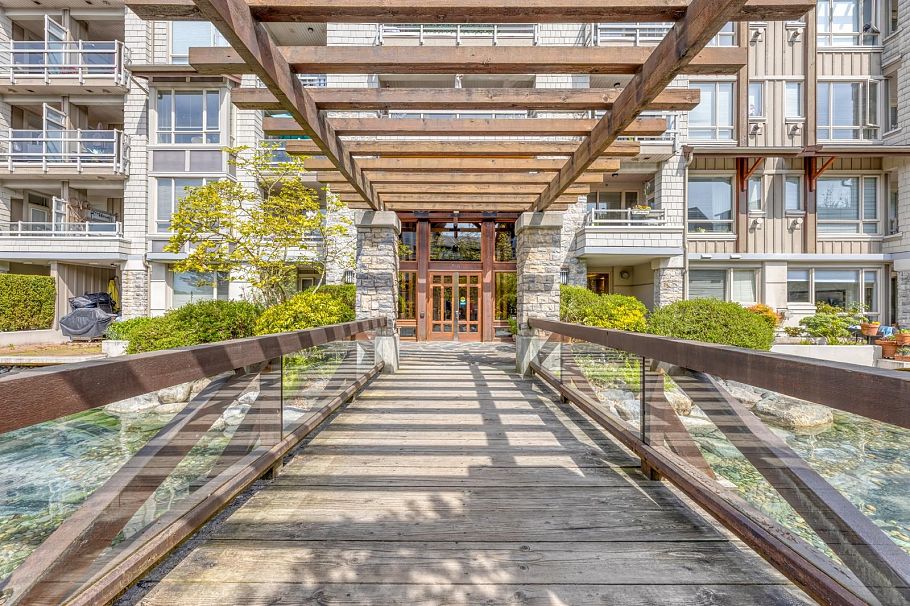 516 580 Raven Woods Drive North Vancouver, BC - 4