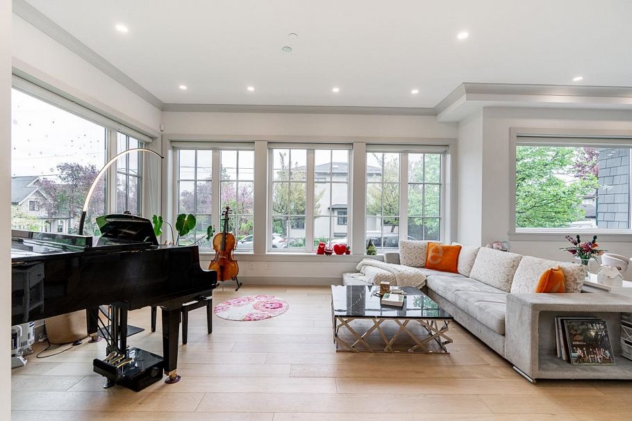 3804 W 20th Avenue Vancouver, BC - 3