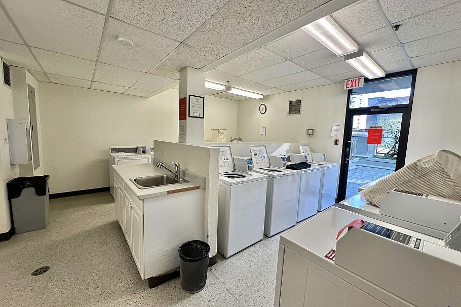 1205 1188 Howe Street Vancouver, BC - 21