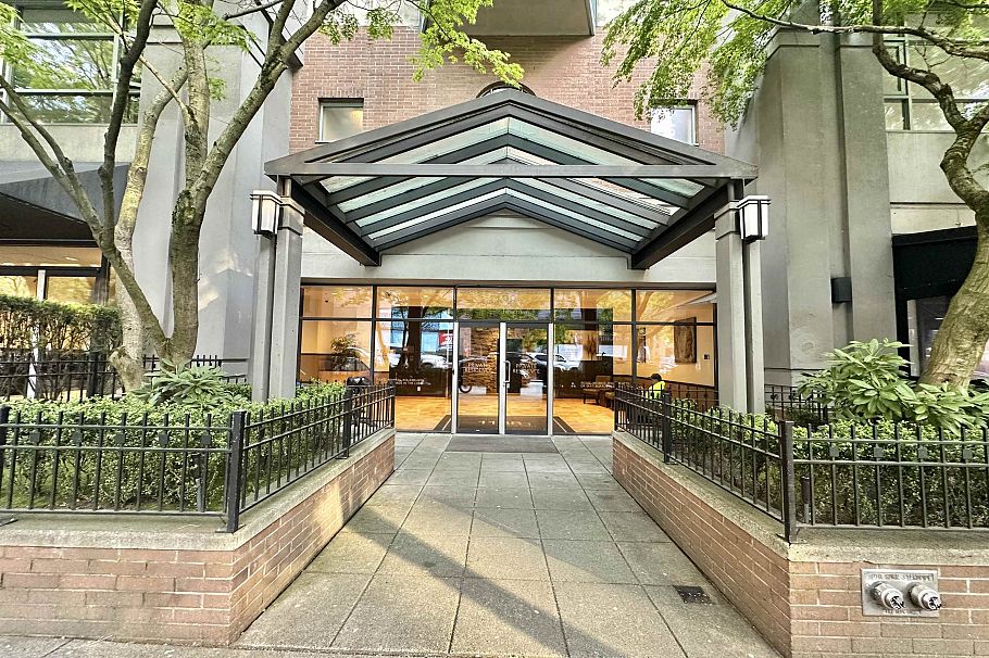 1205 1188 Howe Street Vancouver, BC - 28