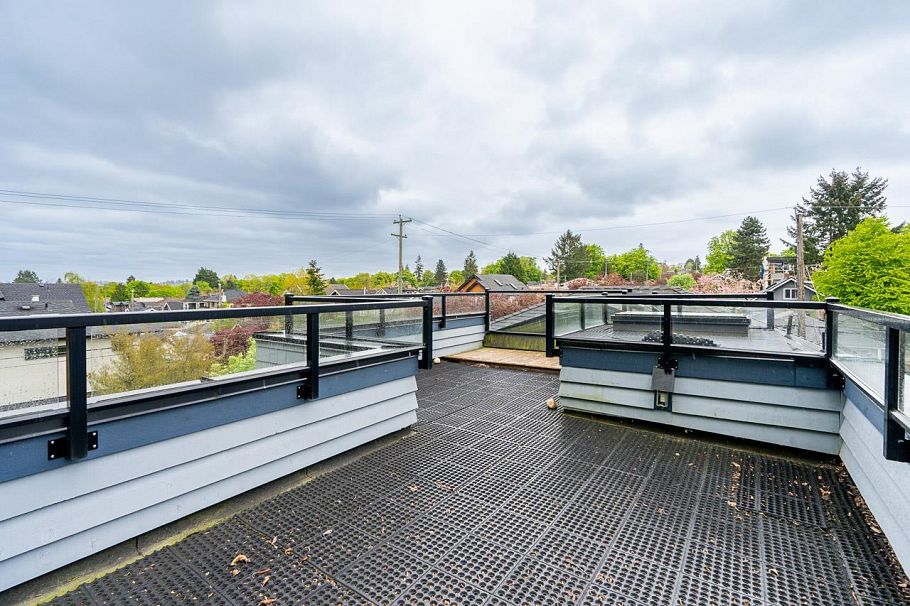 3804 W 20th Avenue Vancouver, BC - 39