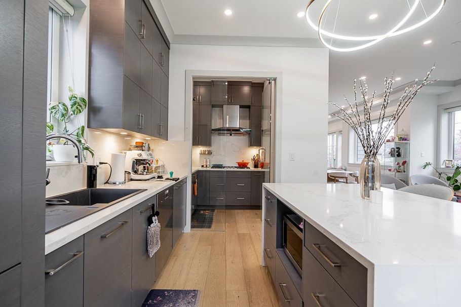 3804 W 20th Avenue Vancouver, BC - 10