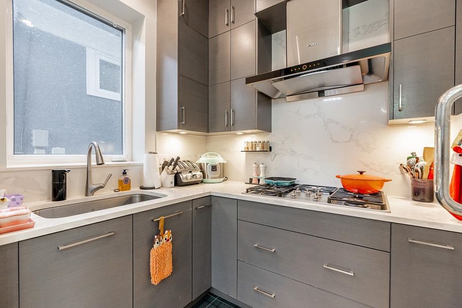 3804 W 20th Avenue Vancouver, BC - 11