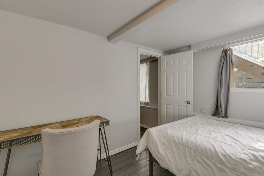 1577 E 26th Avenue Vancouver, BC - 35