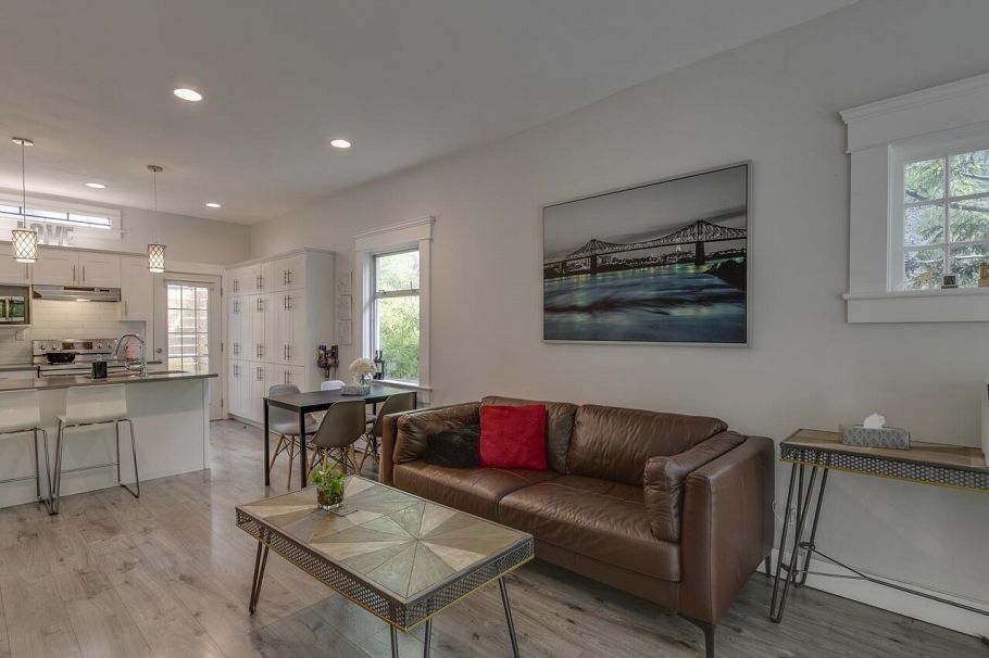 1577 E 26th Avenue Vancouver, BC - 7