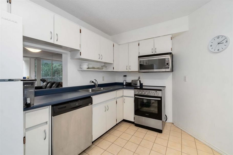 405 2024 Fullerton Avenue North Vancouver, BC - 4