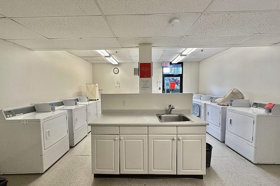 1205 1188 Howe Street Vancouver, BC - 19