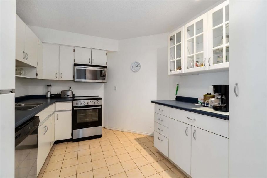 405 2024 Fullerton Avenue North Vancouver, BC - 3