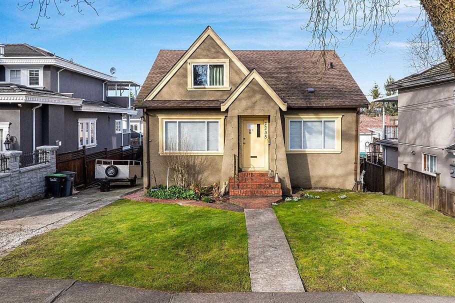 2235 E 24th Avenue Vancouver, BC - 1